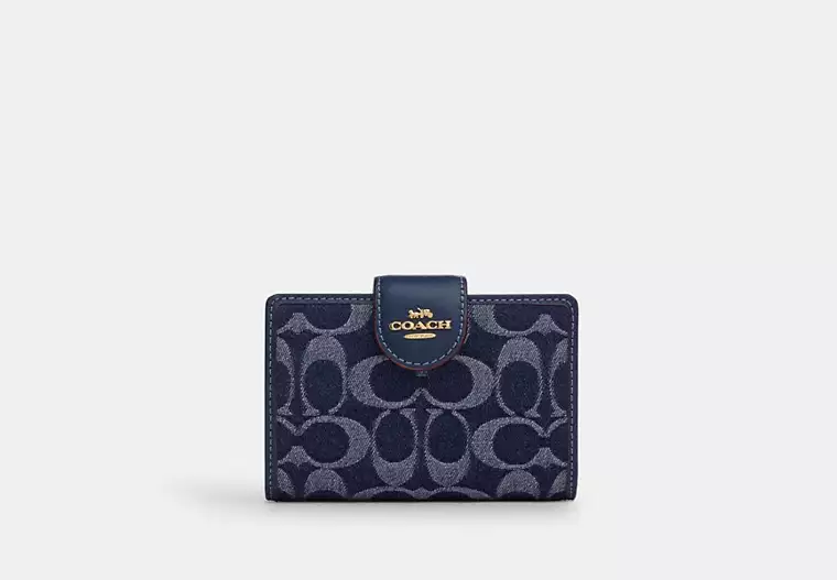 C.O.A.C.H Medium Corner Zip Wallet in Signature Canvas